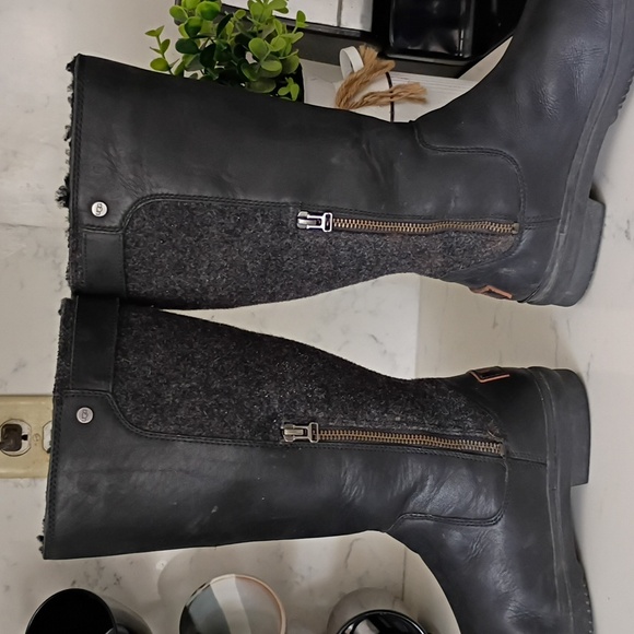 UGG WATERPROOF TALL BOOTS - Picture 3 of 9